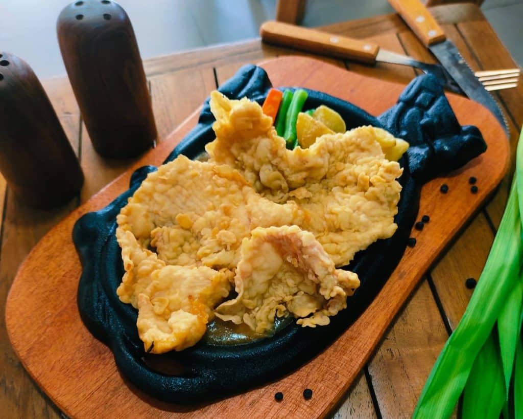 steak ayam krispi porsi dobel landscape